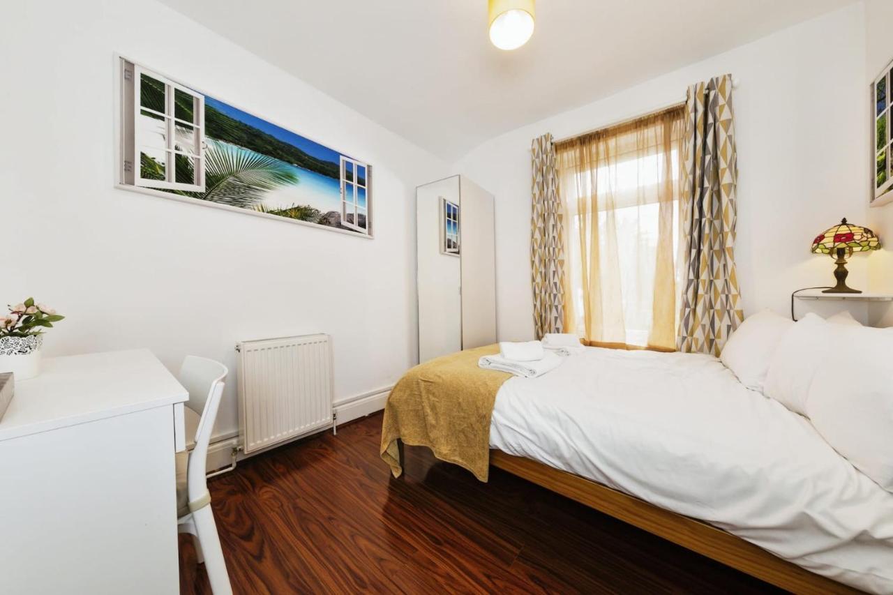Your Chic 3Br Home Comfort And Style In Londra Esterno foto