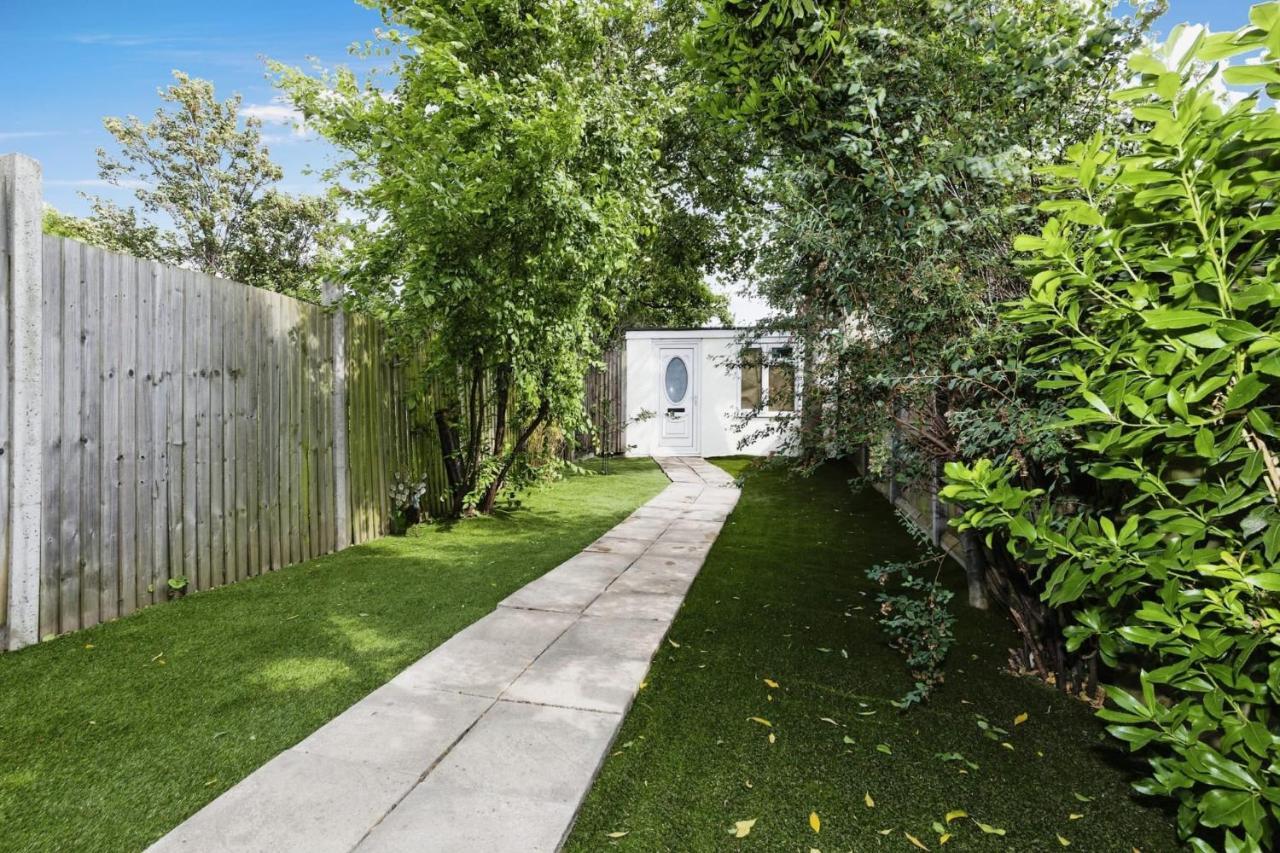 Your Chic 3Br Home Comfort And Style In Londra Esterno foto