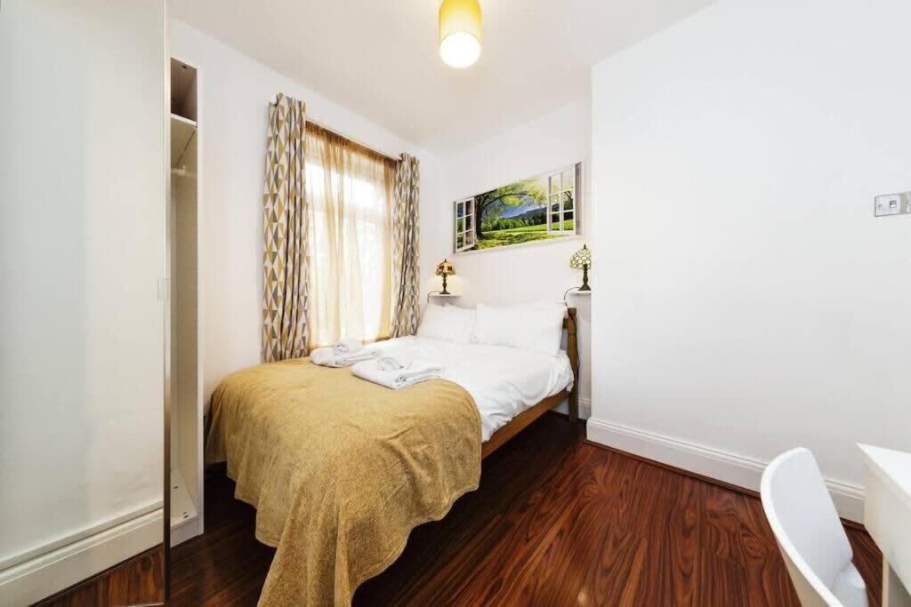 Your Chic 3Br Home Comfort And Style In Londra Esterno foto